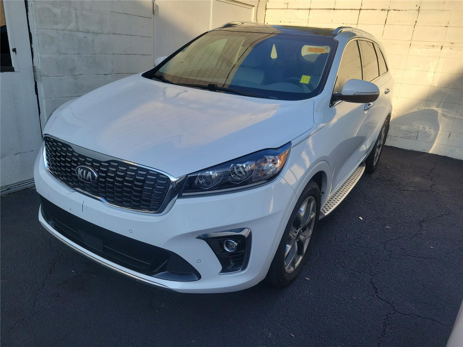 Snow White Pearl 2019 Kia Sorento SX V6 FWD SUV / Crossover Front-Wheel Drive 8-Speed Automatic