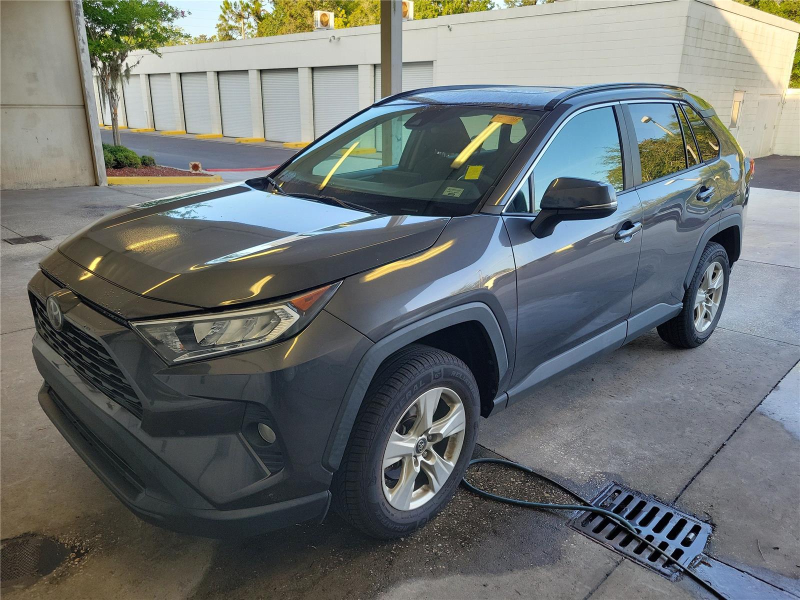 Magnetic Gray Metallic 2019 Toyota RAV4 SUV / Crossover Front-Wheel Drive 8-Speed Automatic