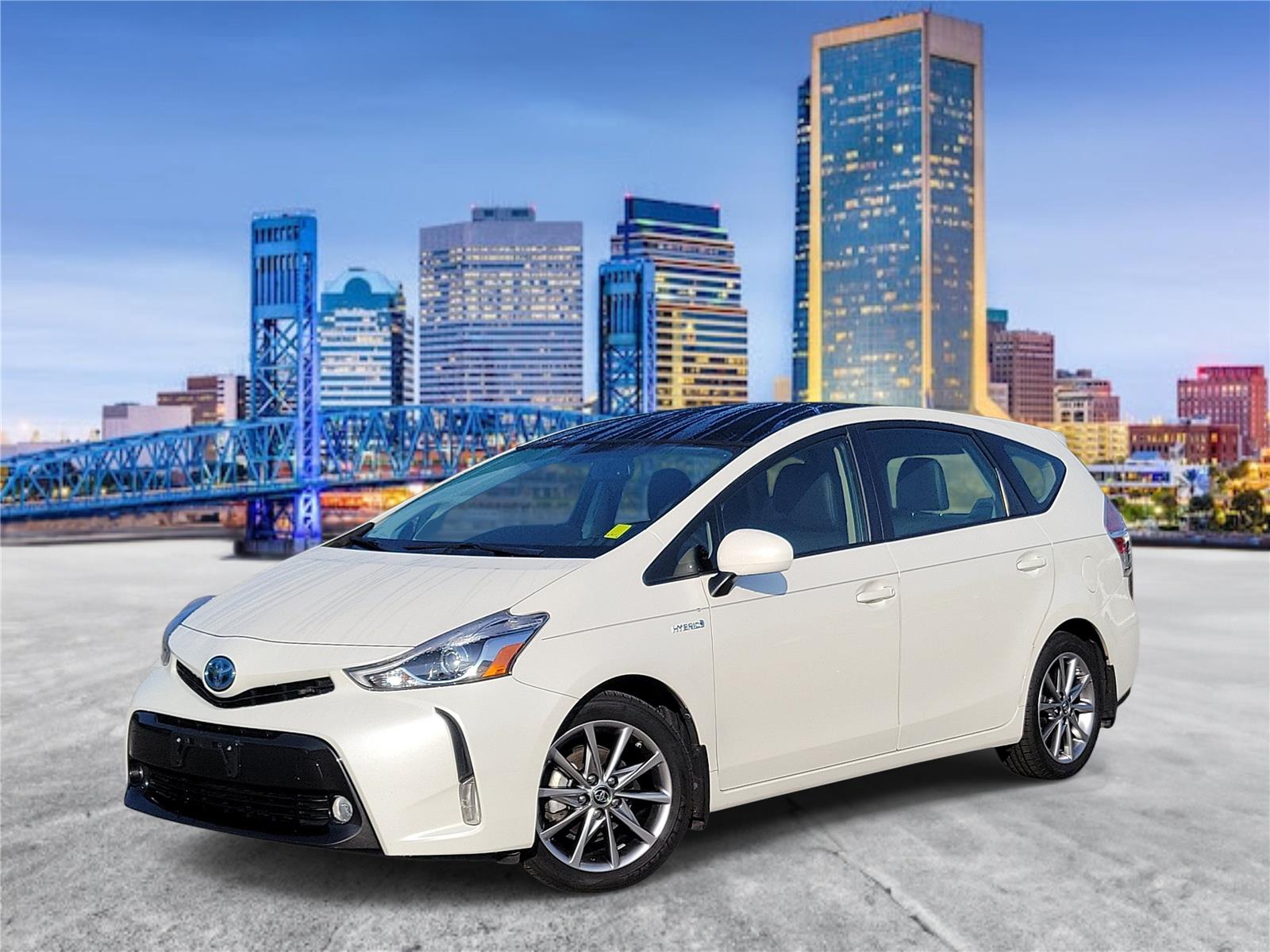 White (Blizzard Pearl) 2017 Toyota Prius v Wagon Front-Wheel Drive Continuously Variable Transmission