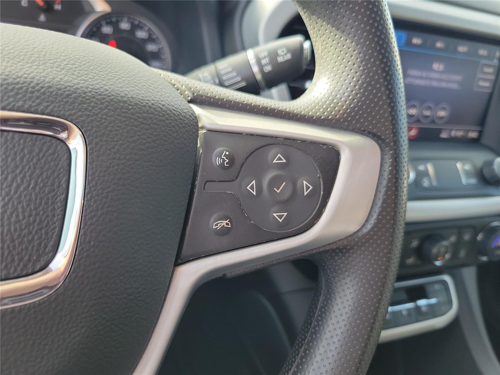 Used 2023 GMC Acadia Sedan