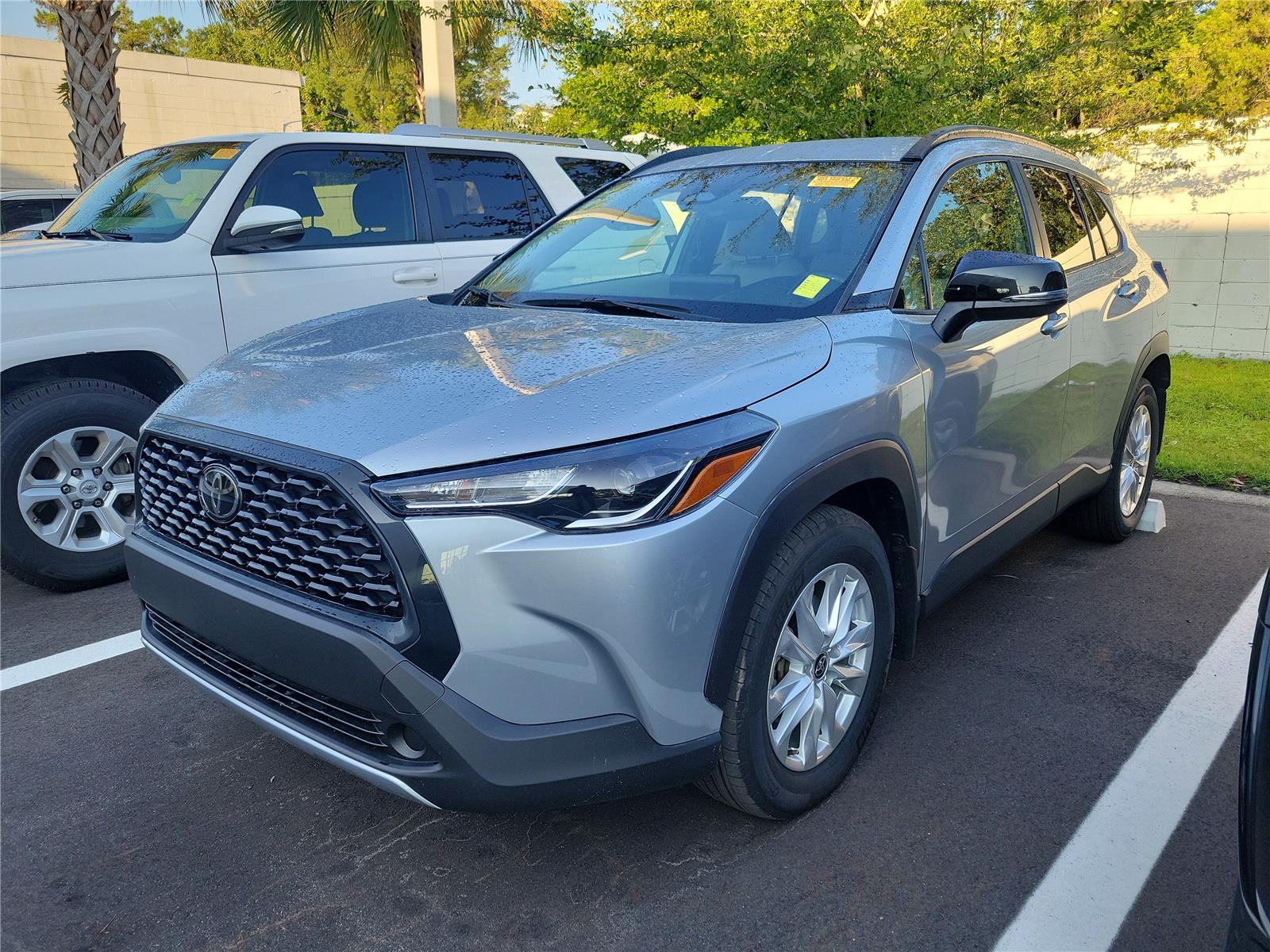2025 Toyota Corolla Cross LE