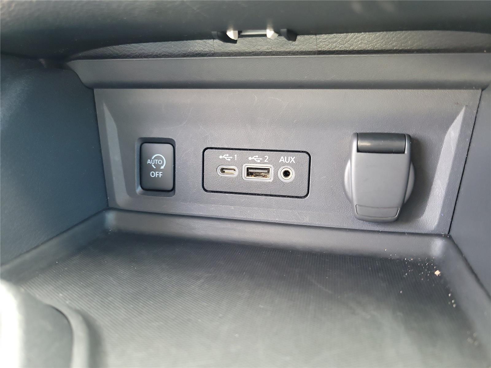 Used 2025 Nissan Sentra Sedan