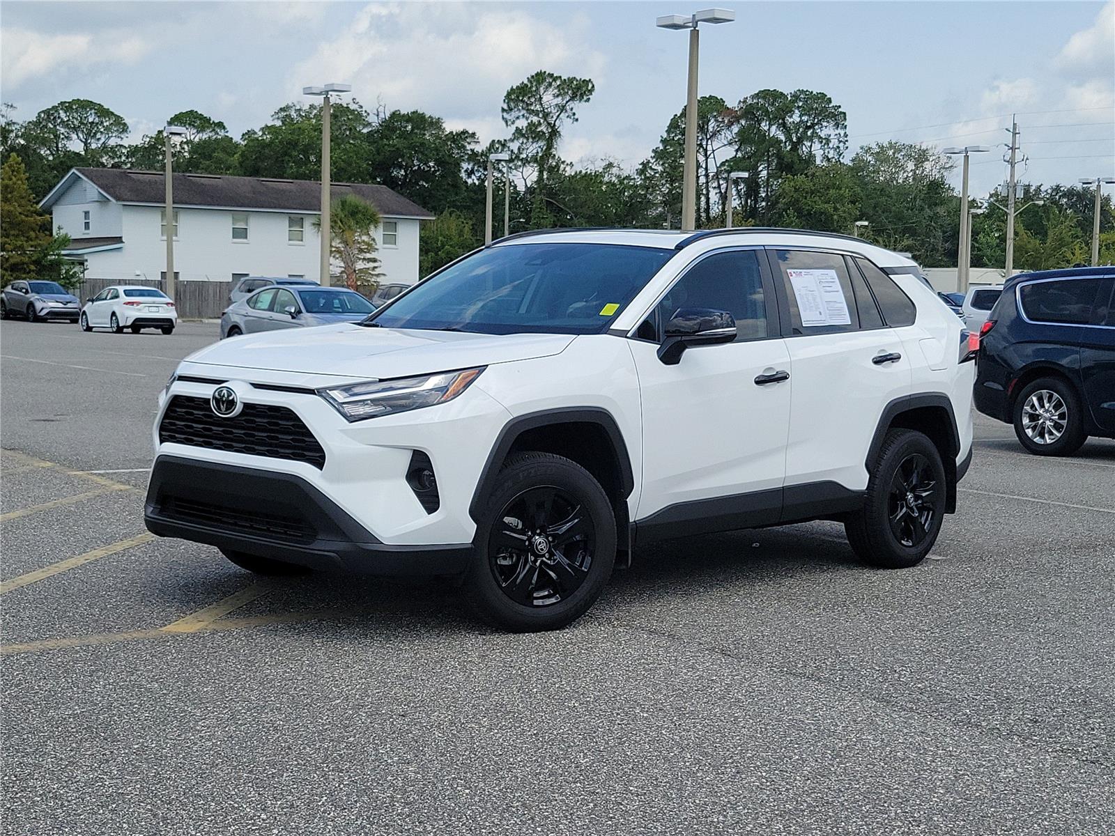 Ice Cap 2025 Toyota RAV4 SUV / Crossover Front-Wheel Drive Automatic