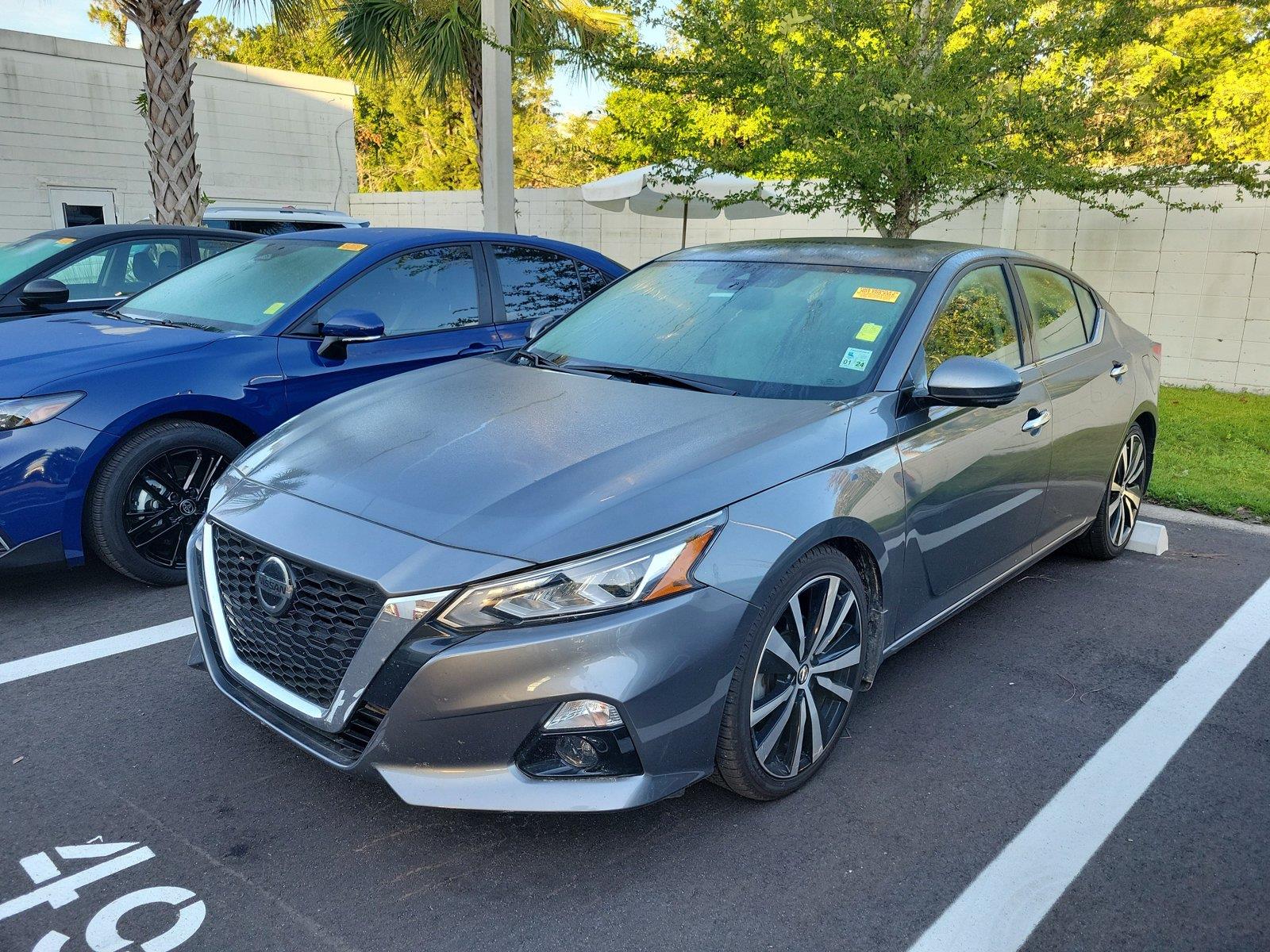  2020 Nissan Altima 2.0 Platinum FWD   