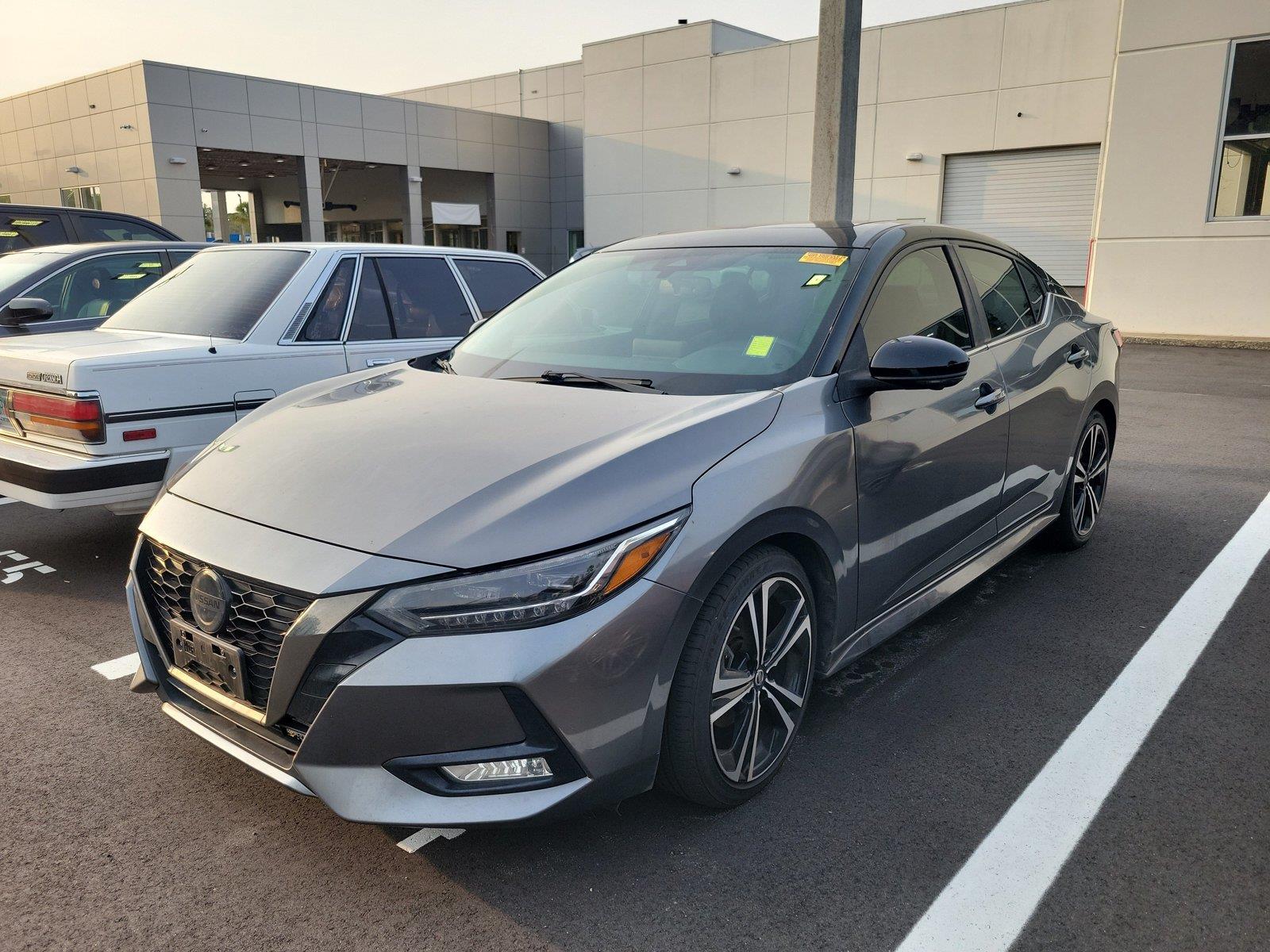 Gun Metallic/Super Black 2021 Nissan Sentra Sedan Front-Wheel Drive Continuously Variable Transmission