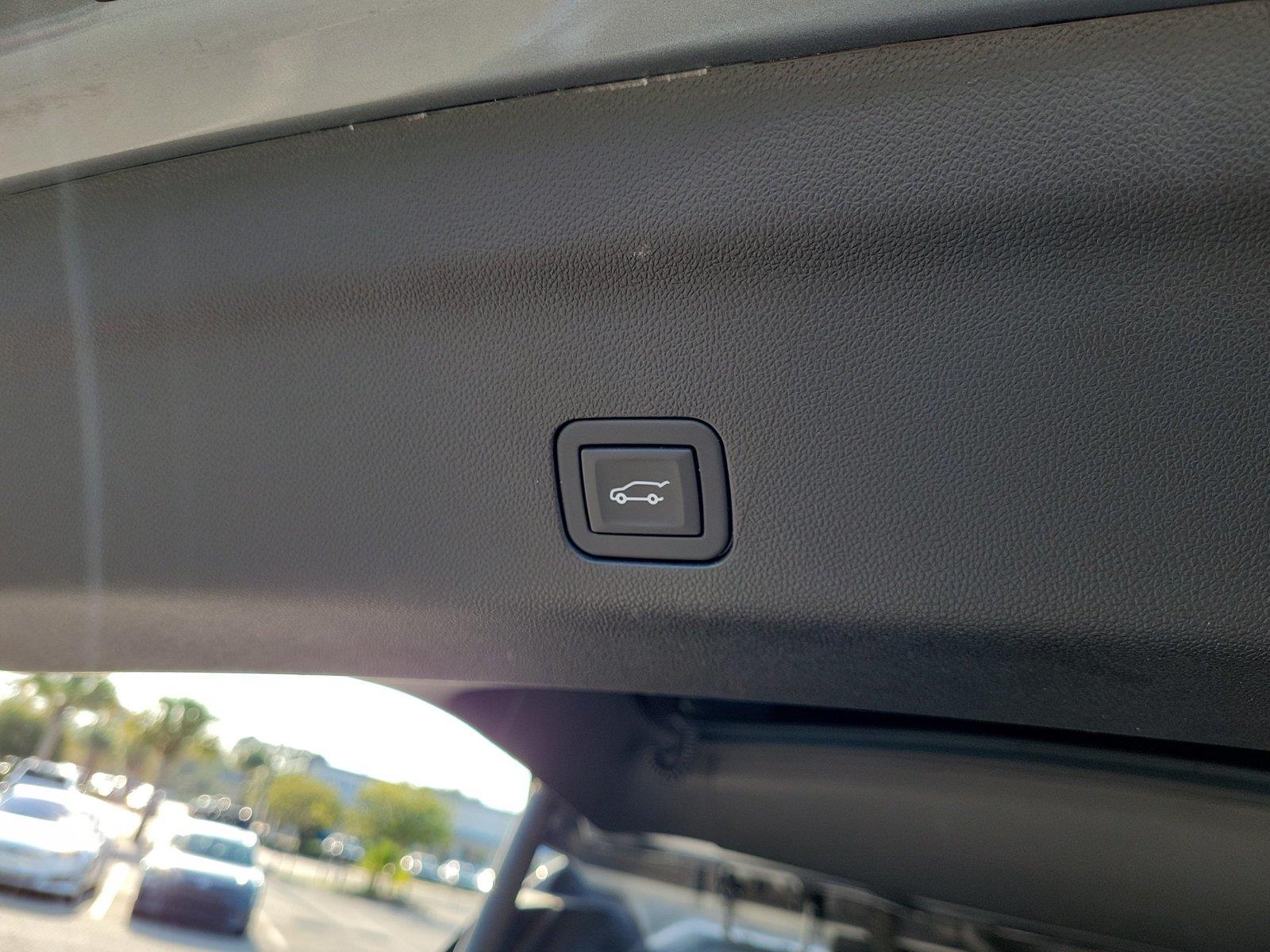 Used 2023 Chevrolet Suburban SUV