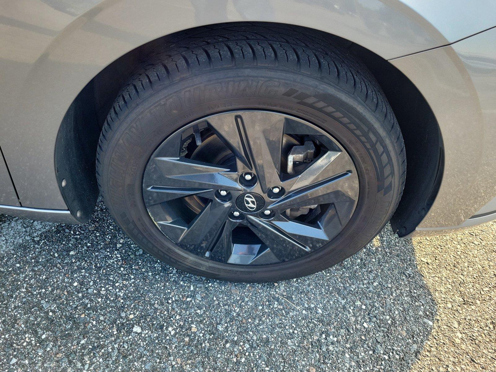 Used 2023 Hyundai Elantra Sedan