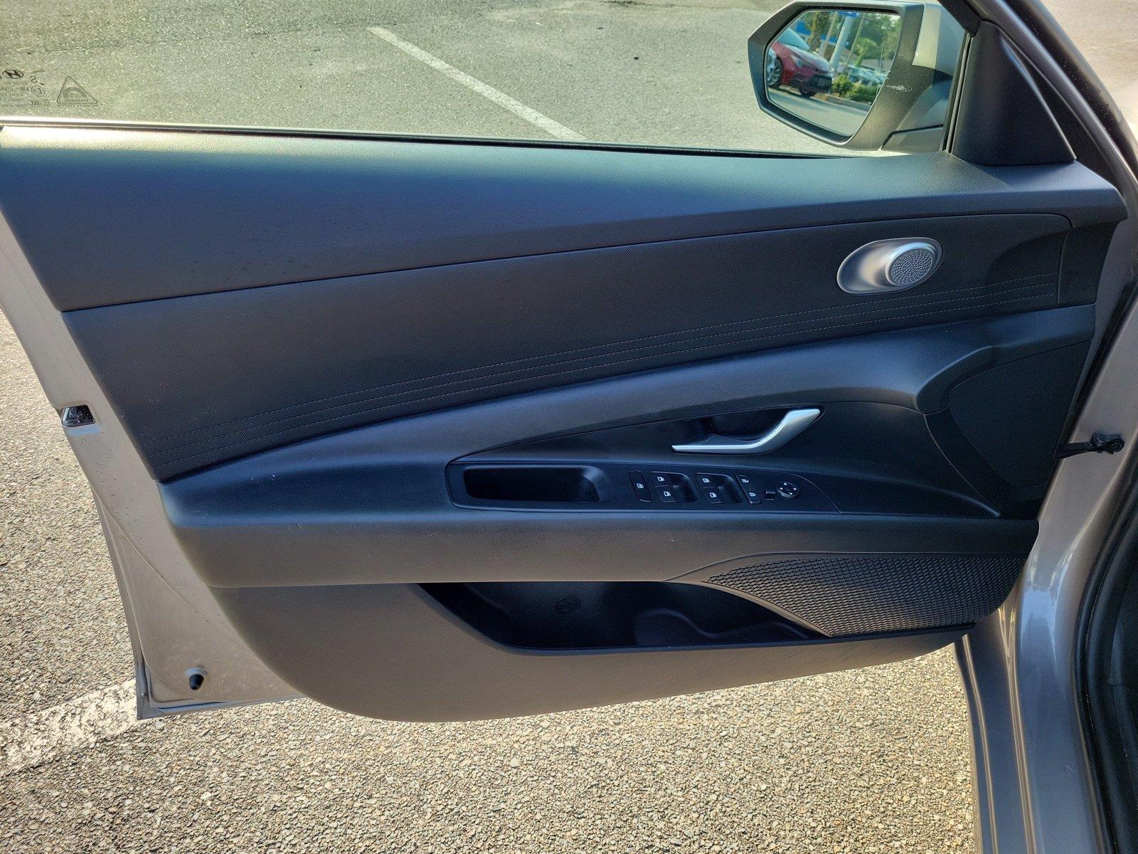 Used 2023 Hyundai Elantra Sedan