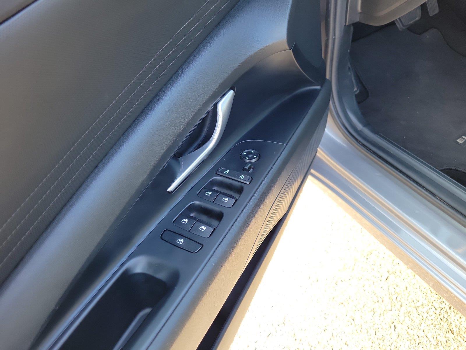 Used 2023 Hyundai Elantra Sedan