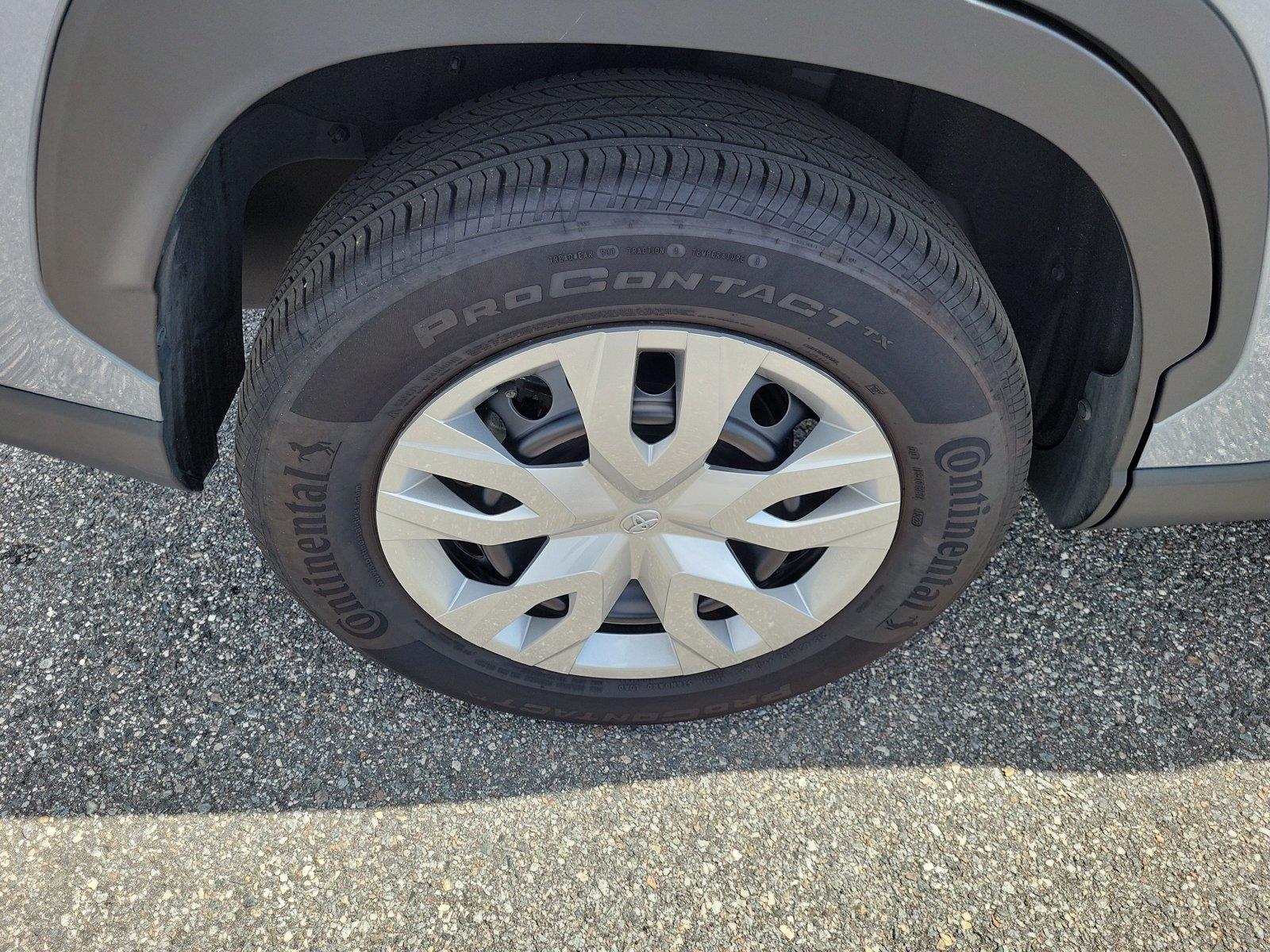 Used 2025 Toyota truck COROLLA CROSS Sedan