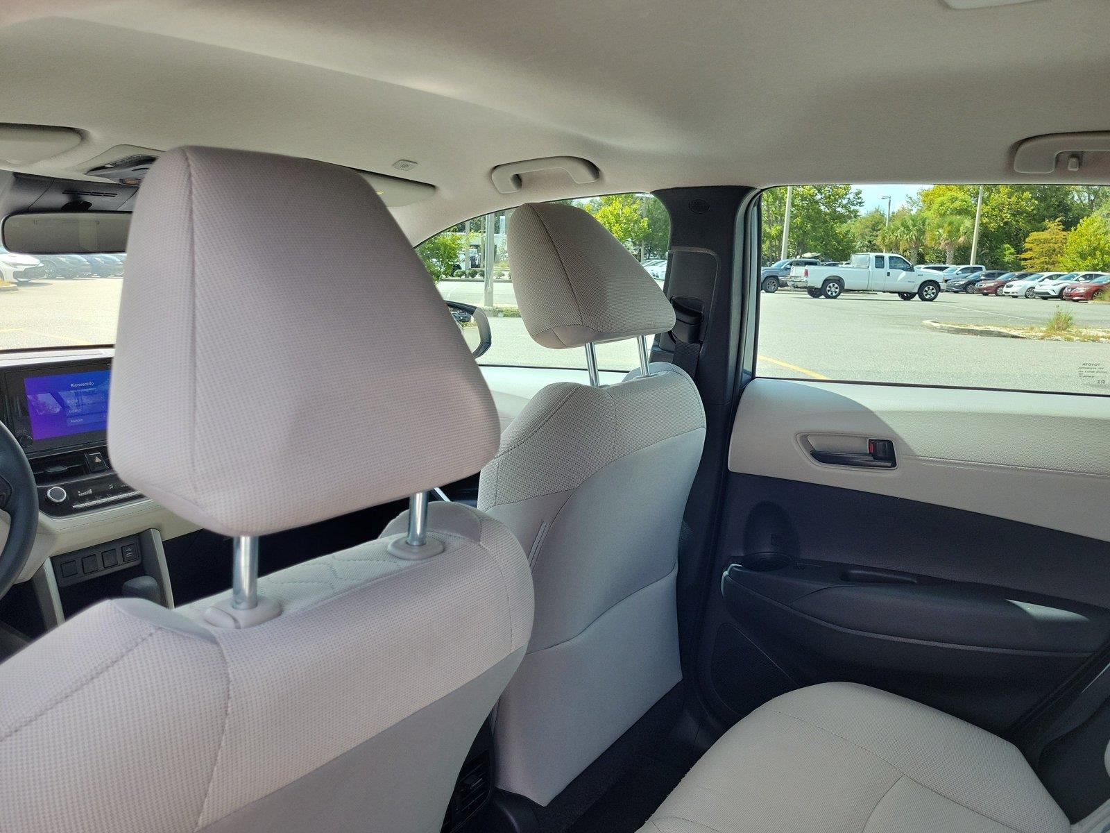 Used 2025 Toyota truck COROLLA CROSS Sedan