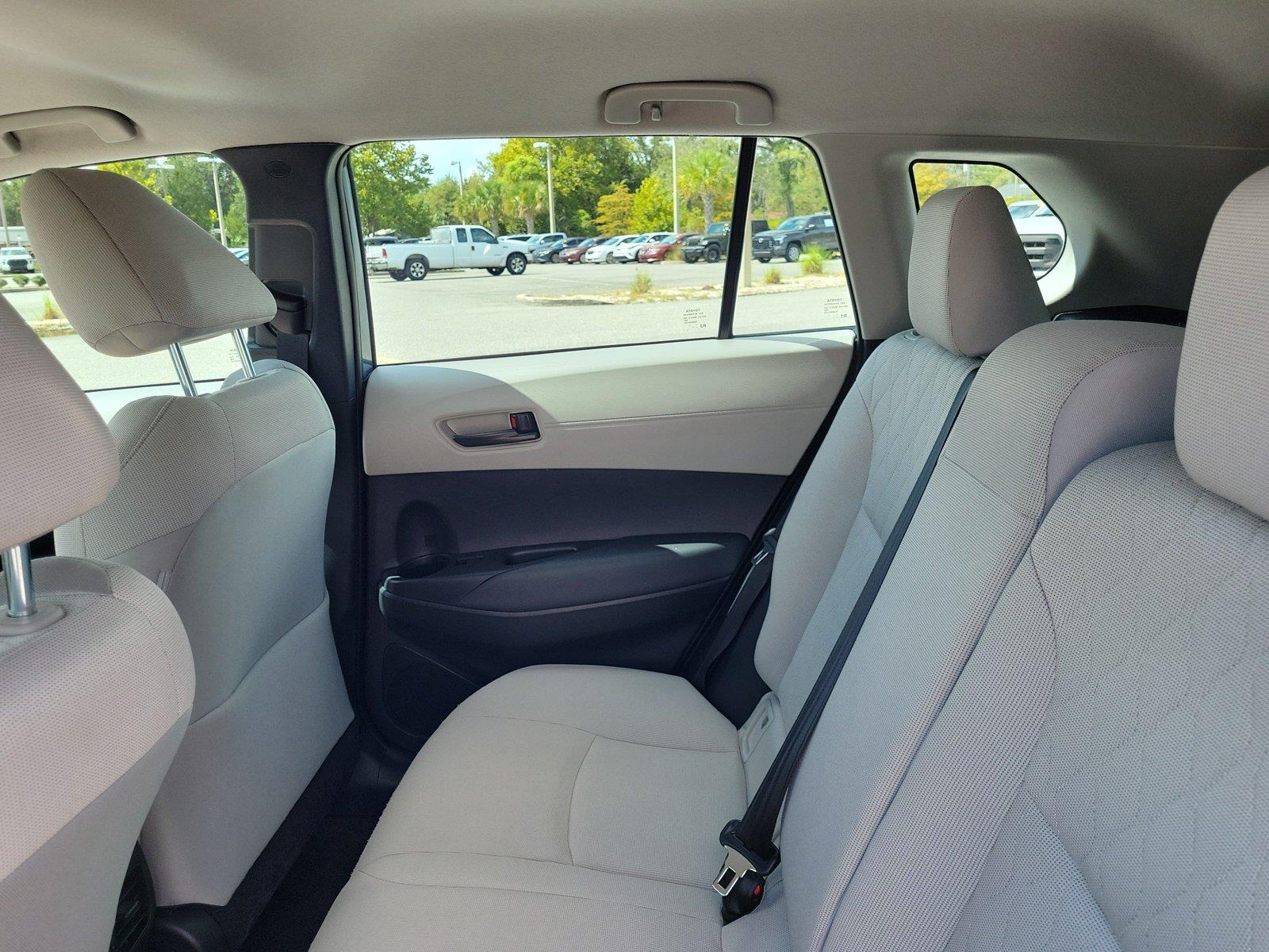 Used 2025 Toyota truck COROLLA CROSS Sedan
