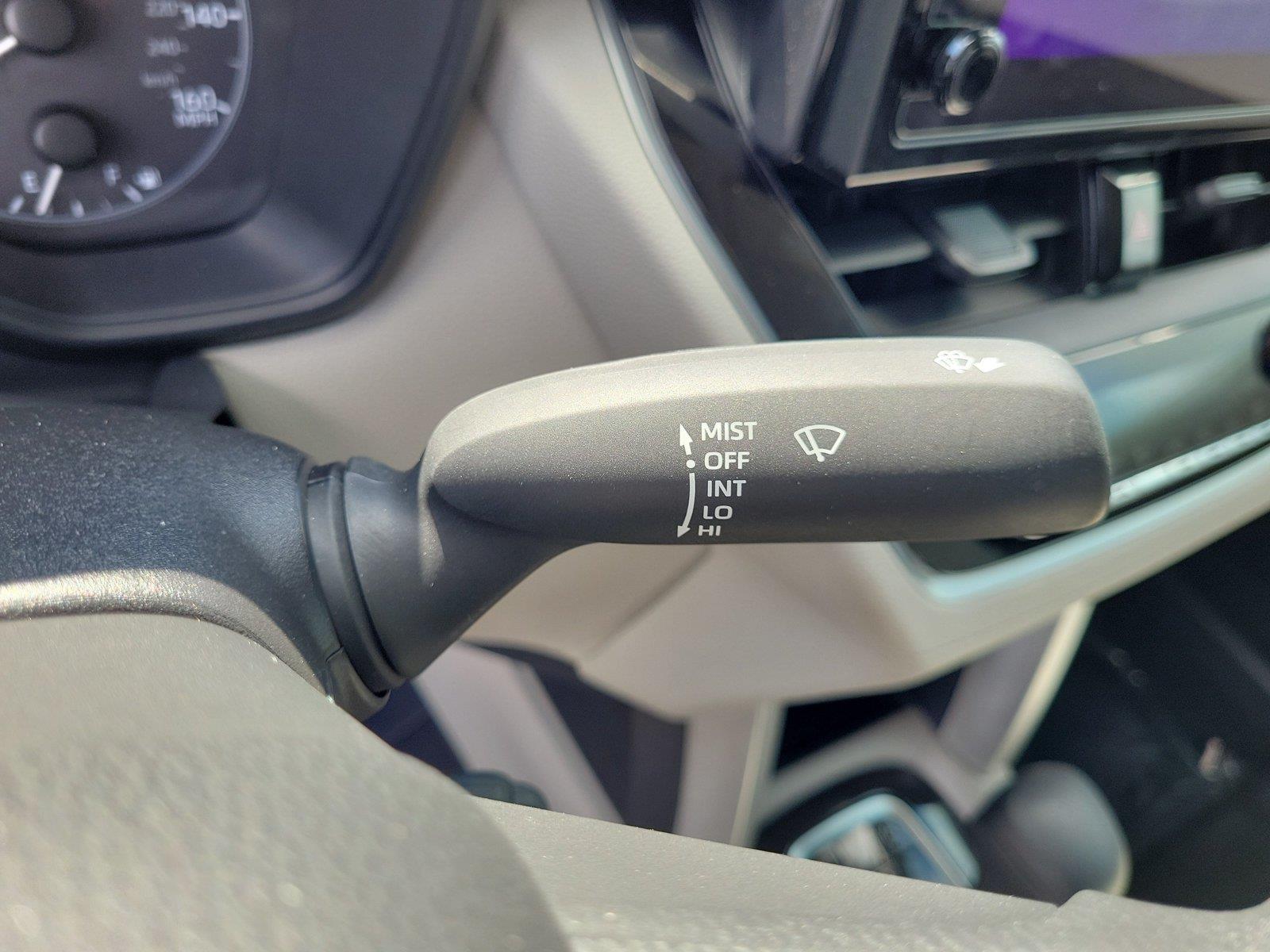Used 2025 Toyota truck COROLLA CROSS Sedan