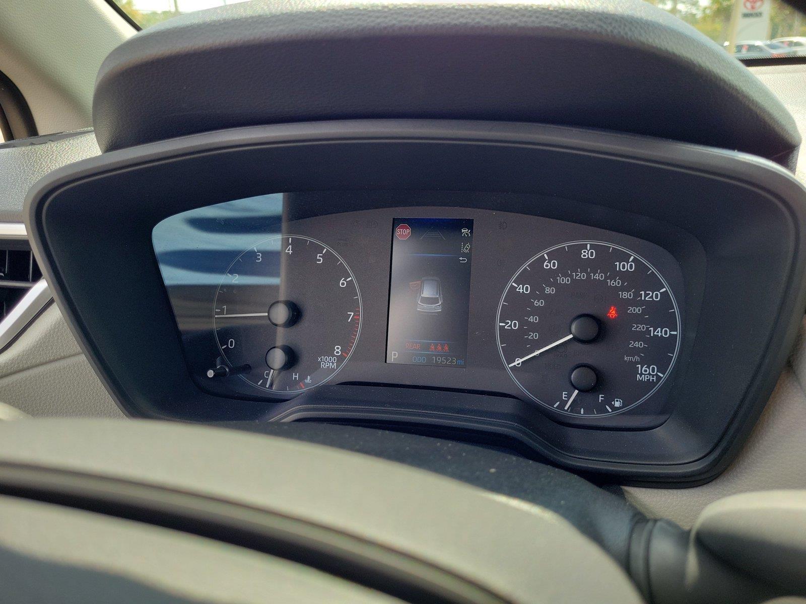 Used 2025 Toyota truck COROLLA CROSS Sedan