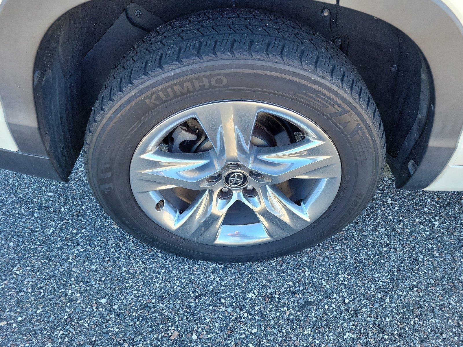 Used 2019 Toyota Highlander SUV