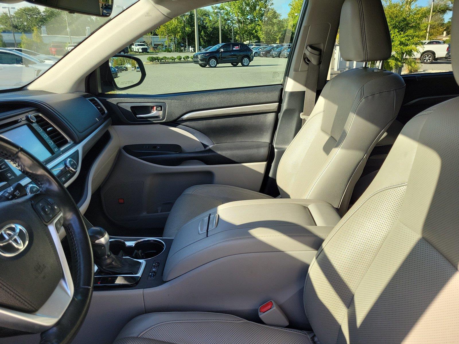 Used 2019 Toyota Highlander SUV