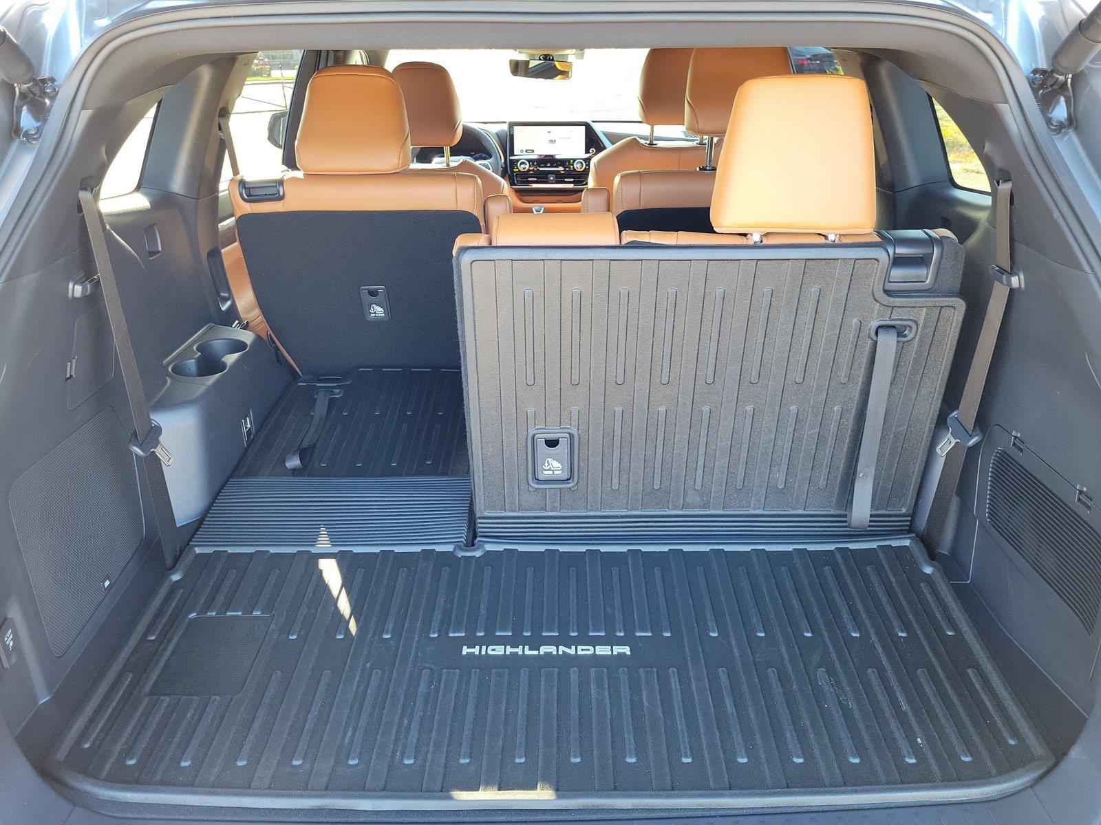 Used 2026 Toyota Highlander SUV