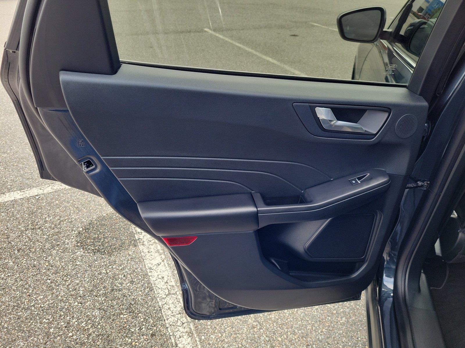 Used 2022 Ford truck ESCAPE Sedan