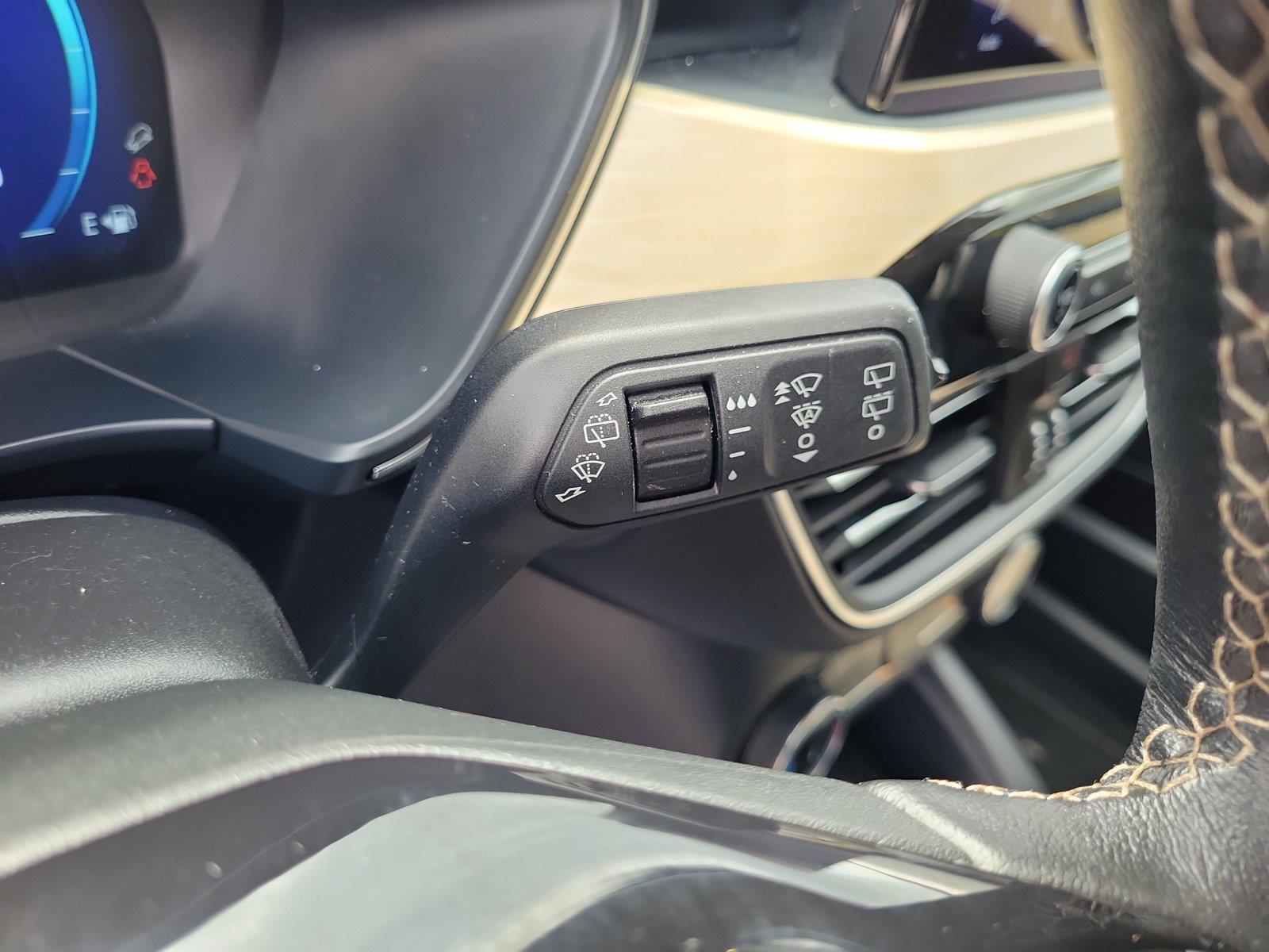 Used 2022 Ford truck ESCAPE Sedan