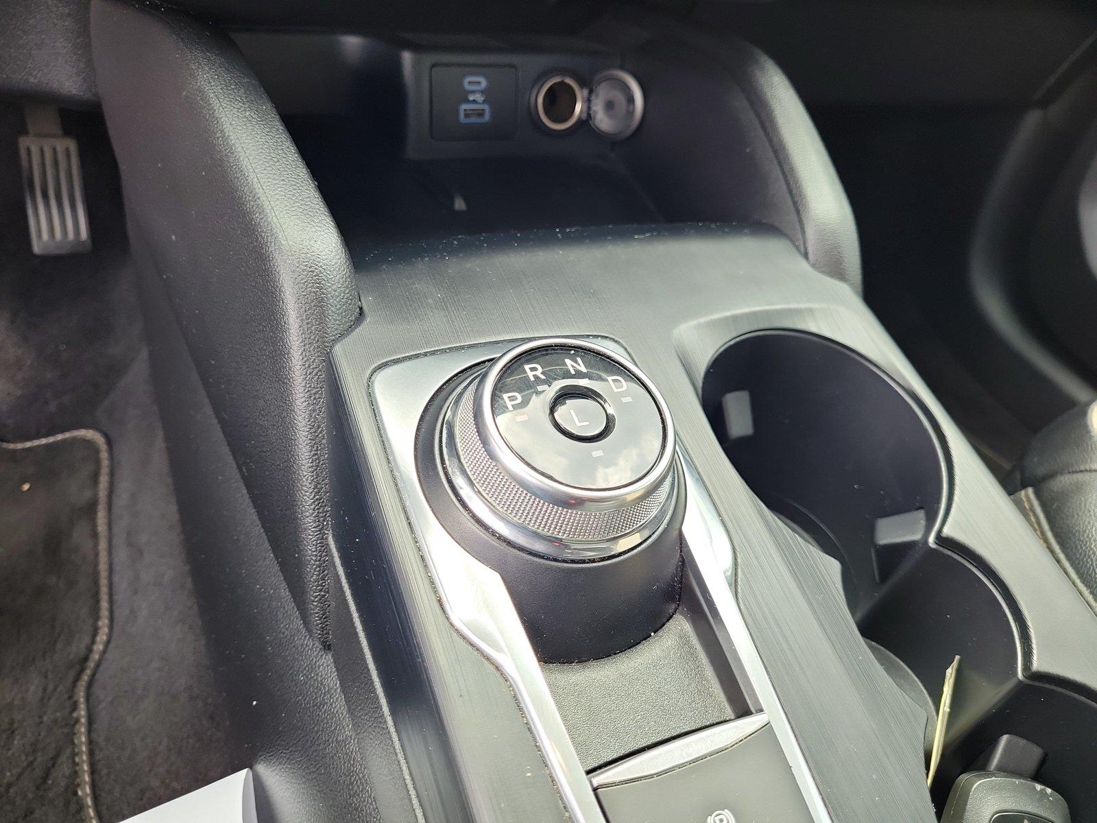 Used 2022 Ford truck ESCAPE Sedan