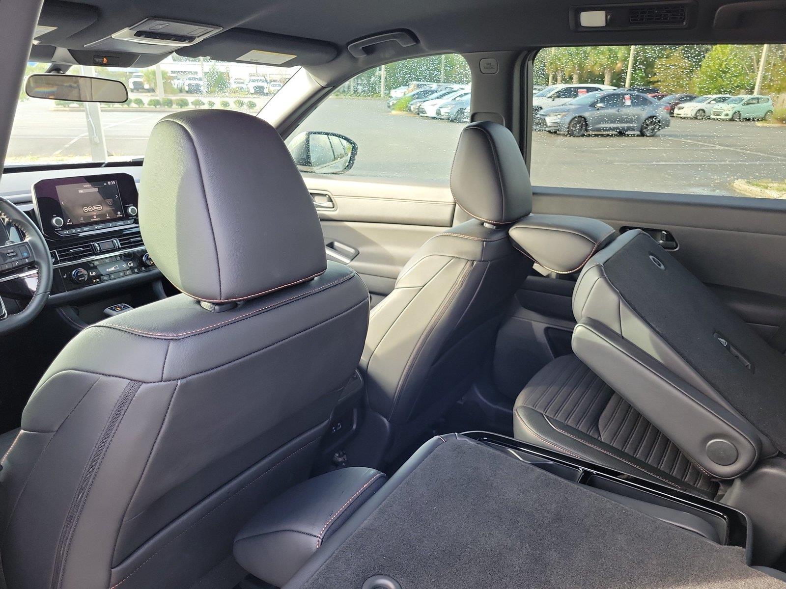 Used 2025 Nissan Pathfinder SUV