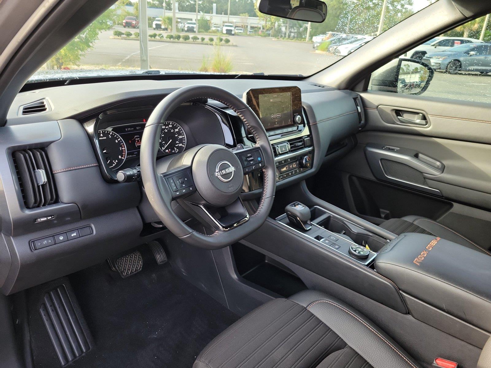 Used 2025 Nissan Pathfinder SUV
