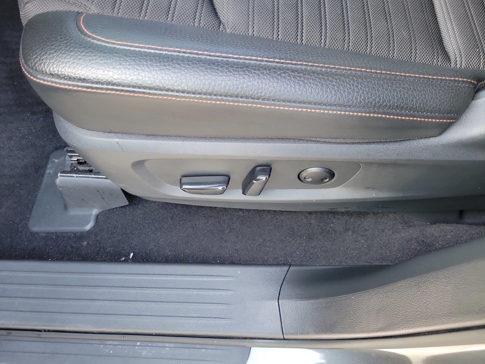 Used 2025 Nissan Pathfinder SUV