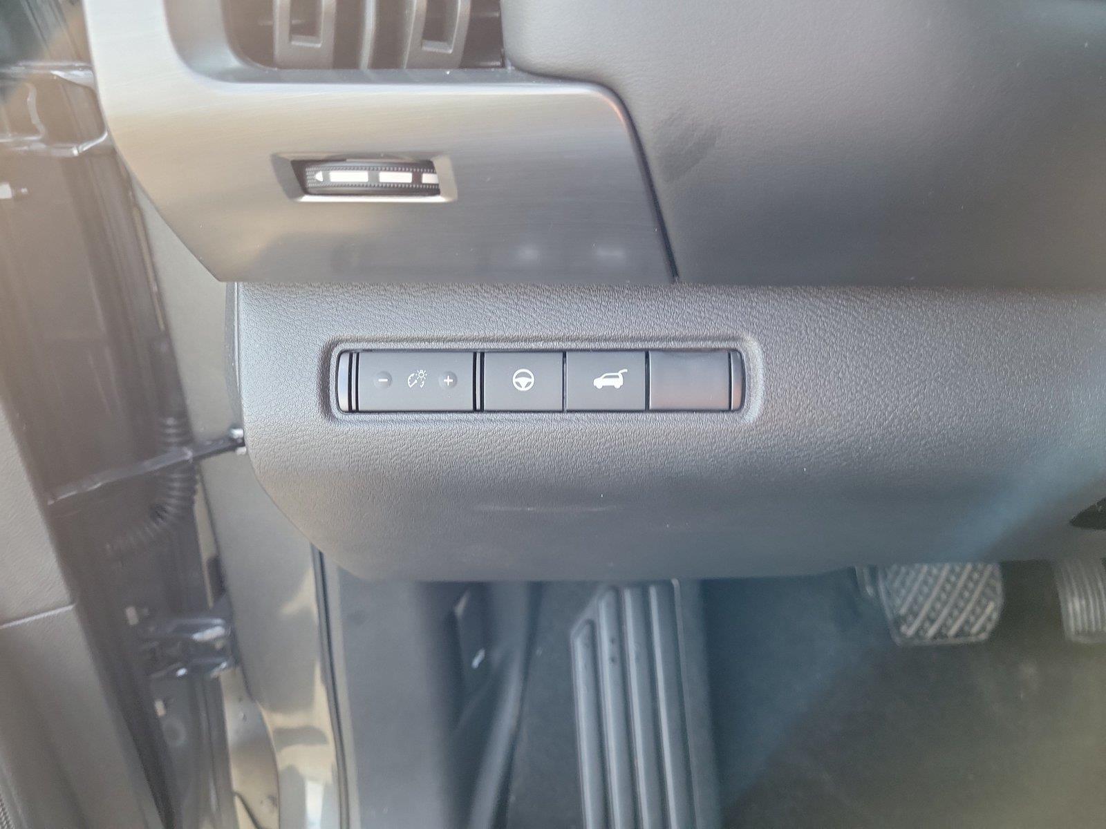 Used 2025 Nissan Pathfinder SUV