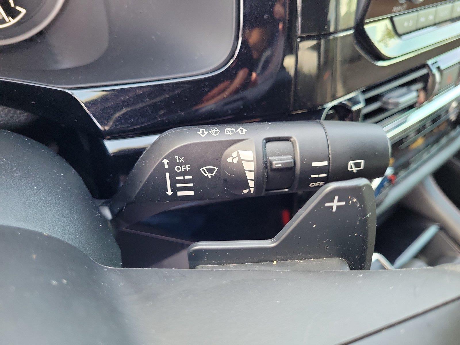 Used 2025 Nissan Pathfinder SUV