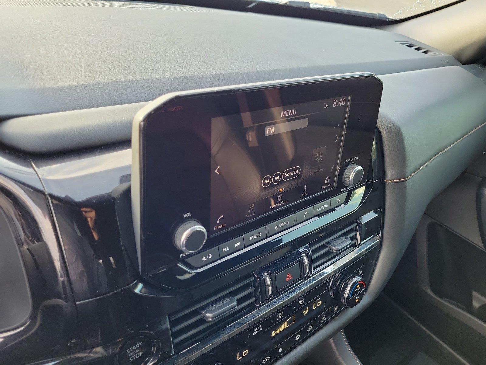 Used 2025 Nissan Pathfinder SUV