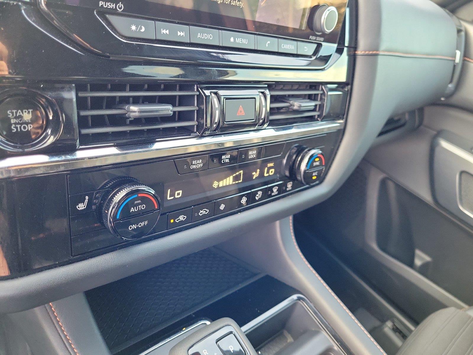 Used 2025 Nissan Pathfinder SUV