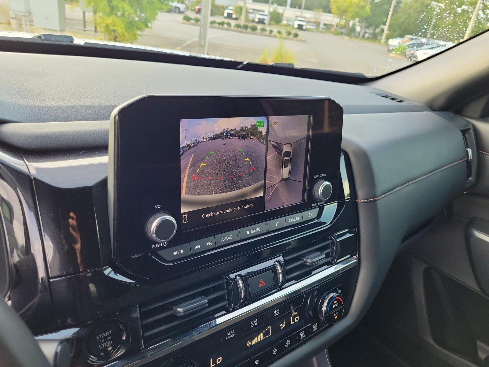 Used 2025 Nissan Pathfinder SUV