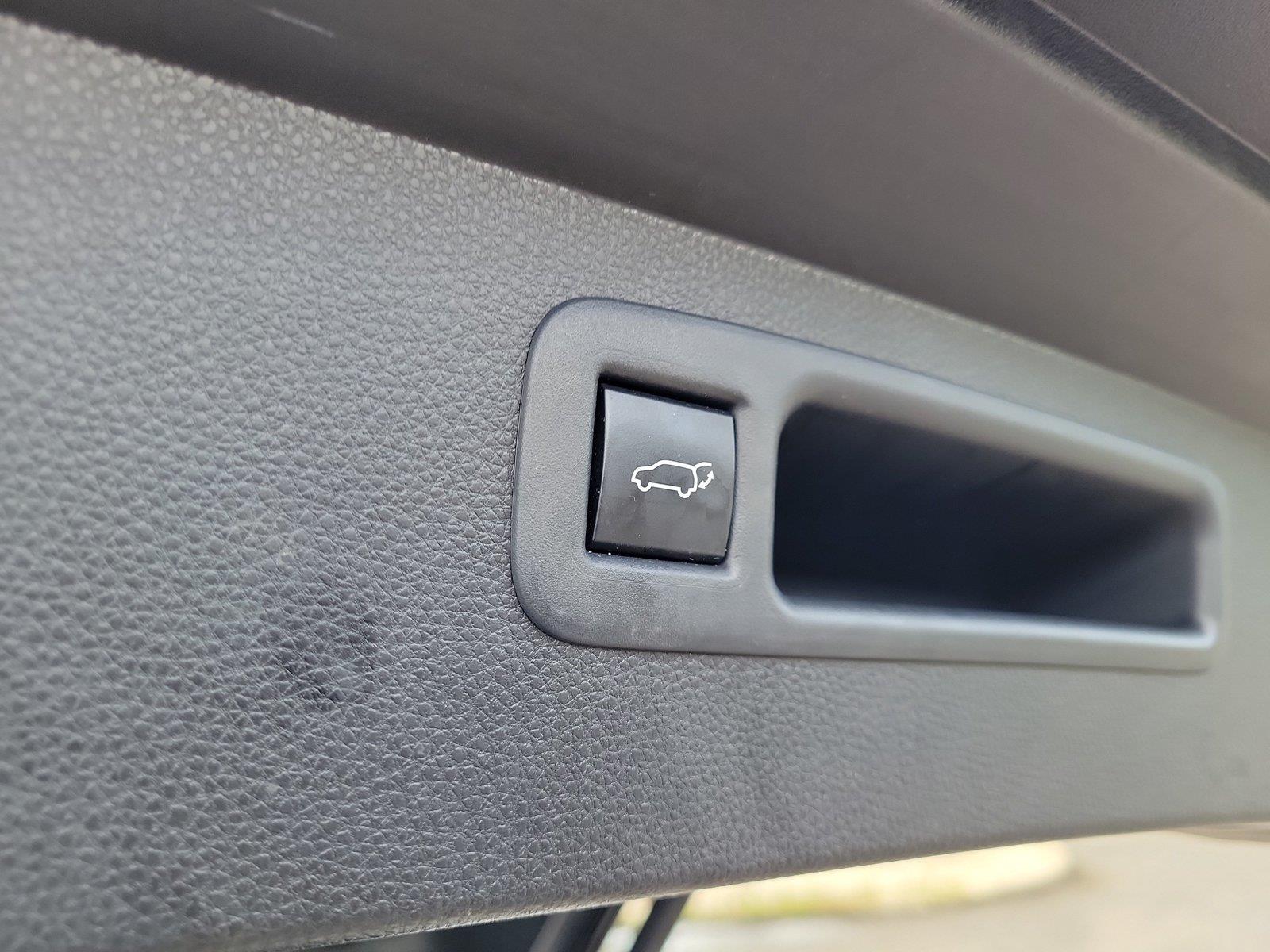 Used 2021 Toyota Highlander SUV
