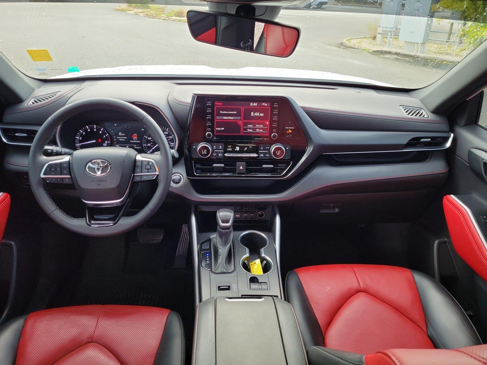 Used 2021 Toyota Highlander SUV