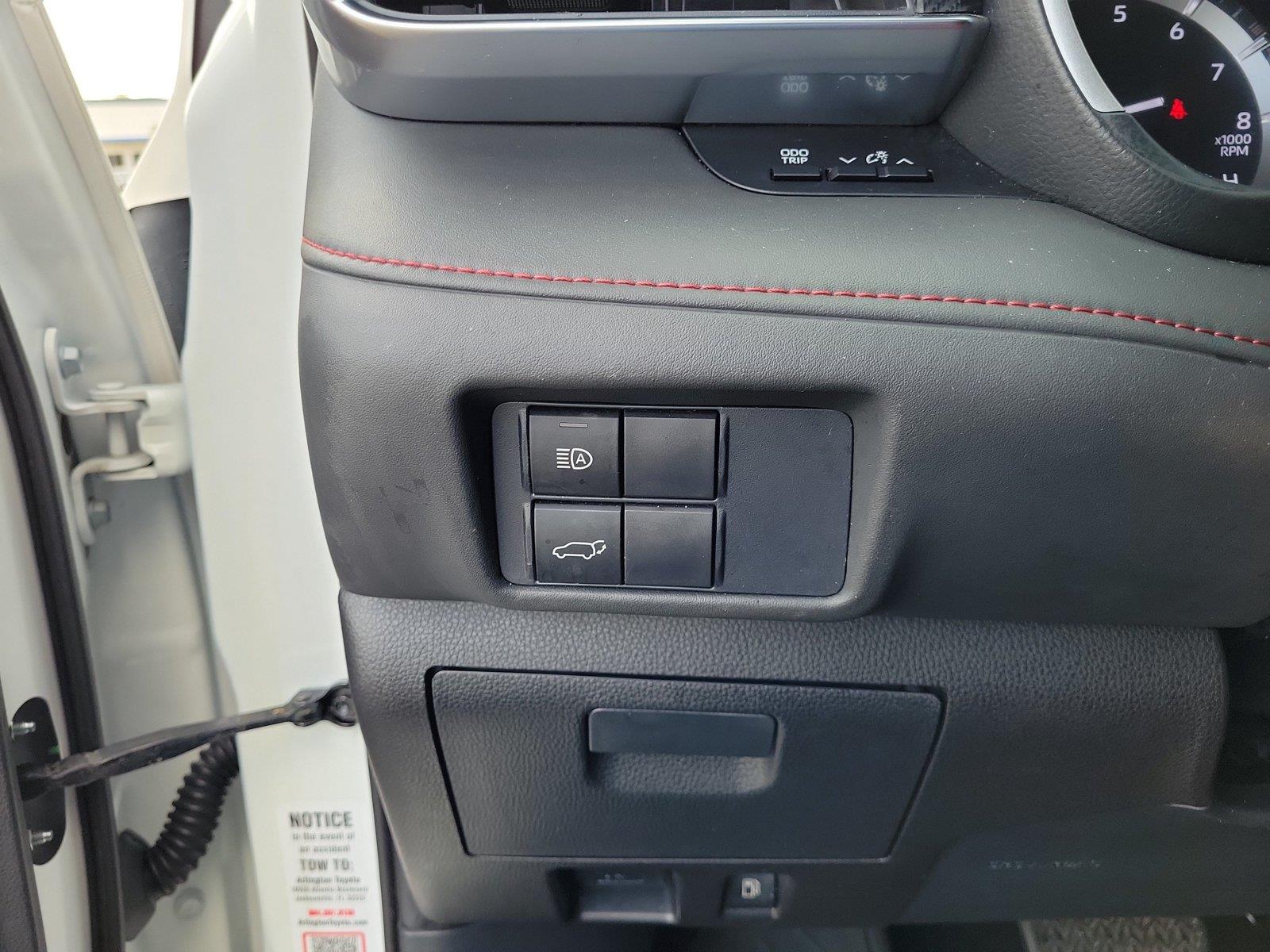 Used 2021 Toyota Highlander SUV