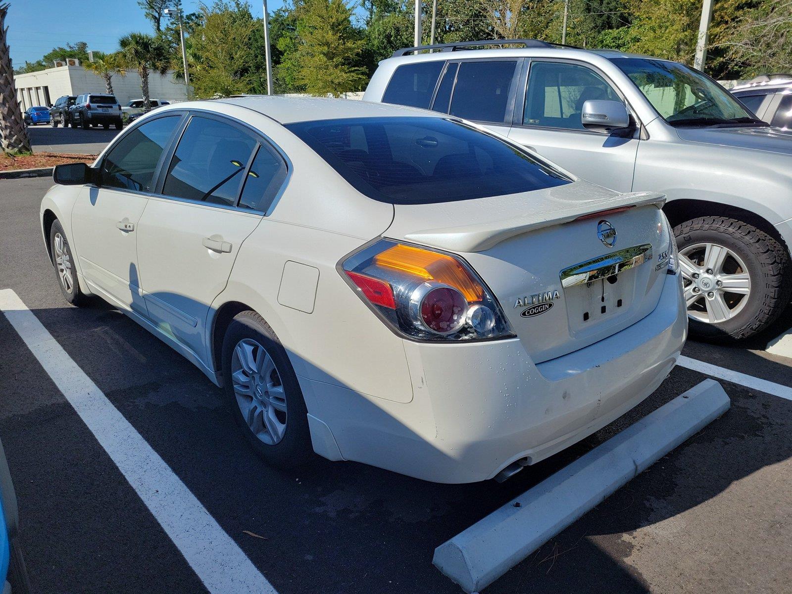 Used 2011 Nissan Altima Sedan
