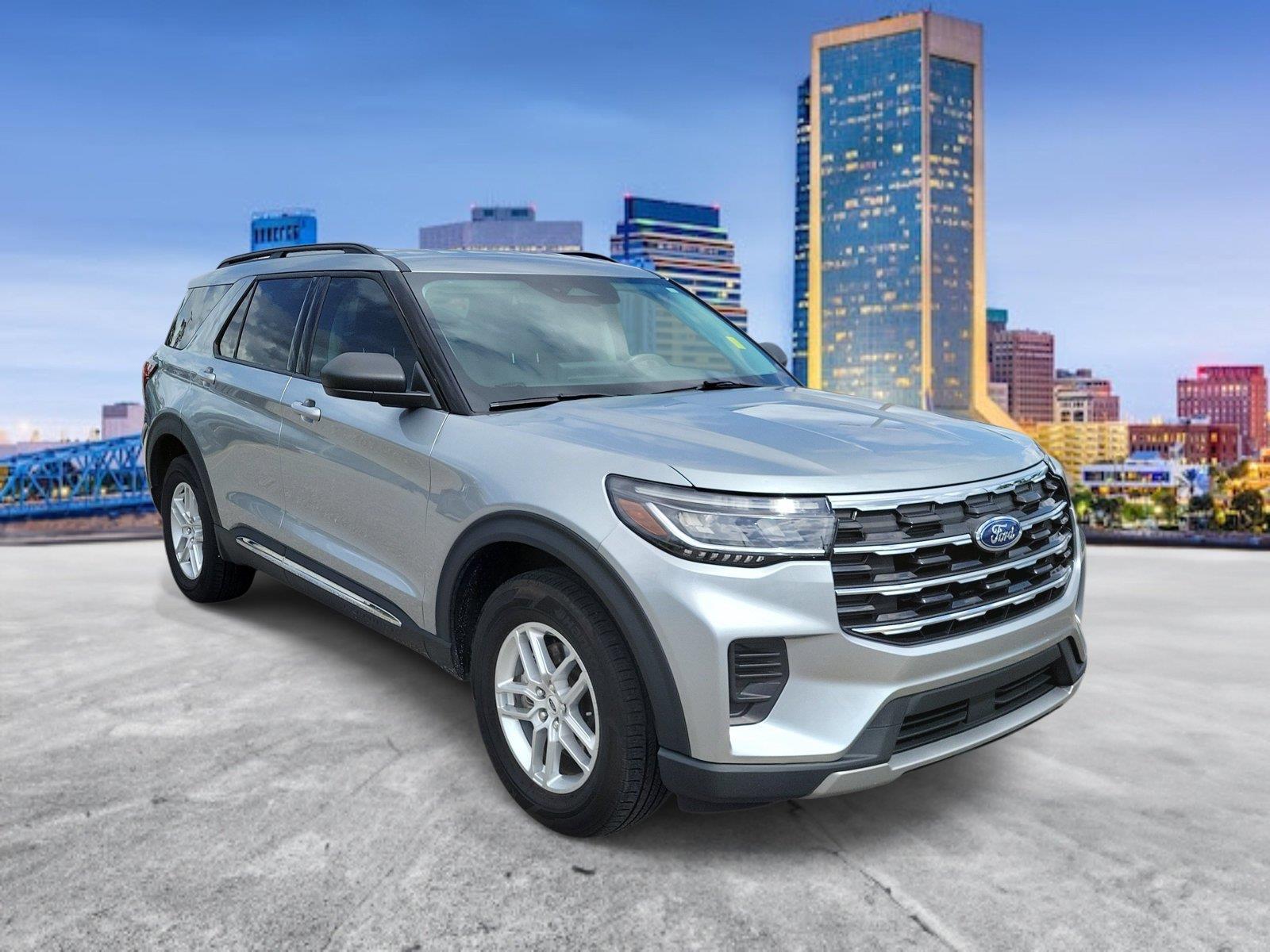 Used 2025 Ford Explorer SUV