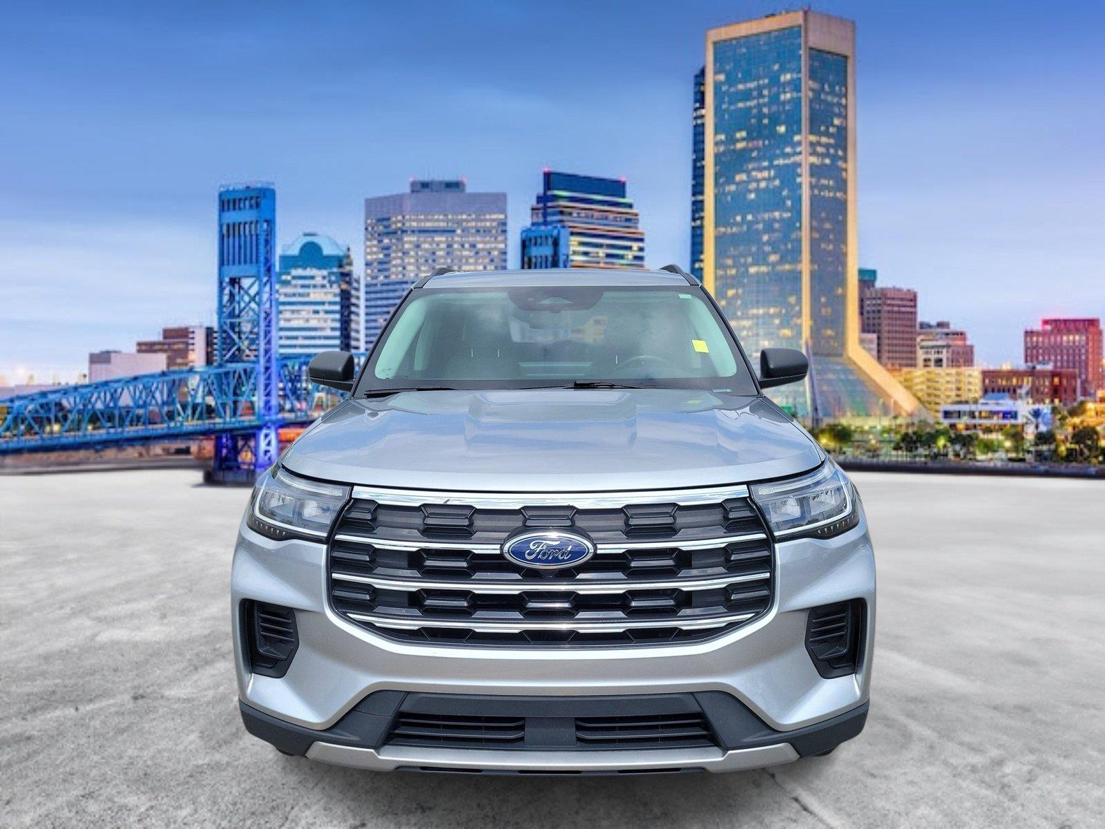 Used 2025 Ford Explorer SUV