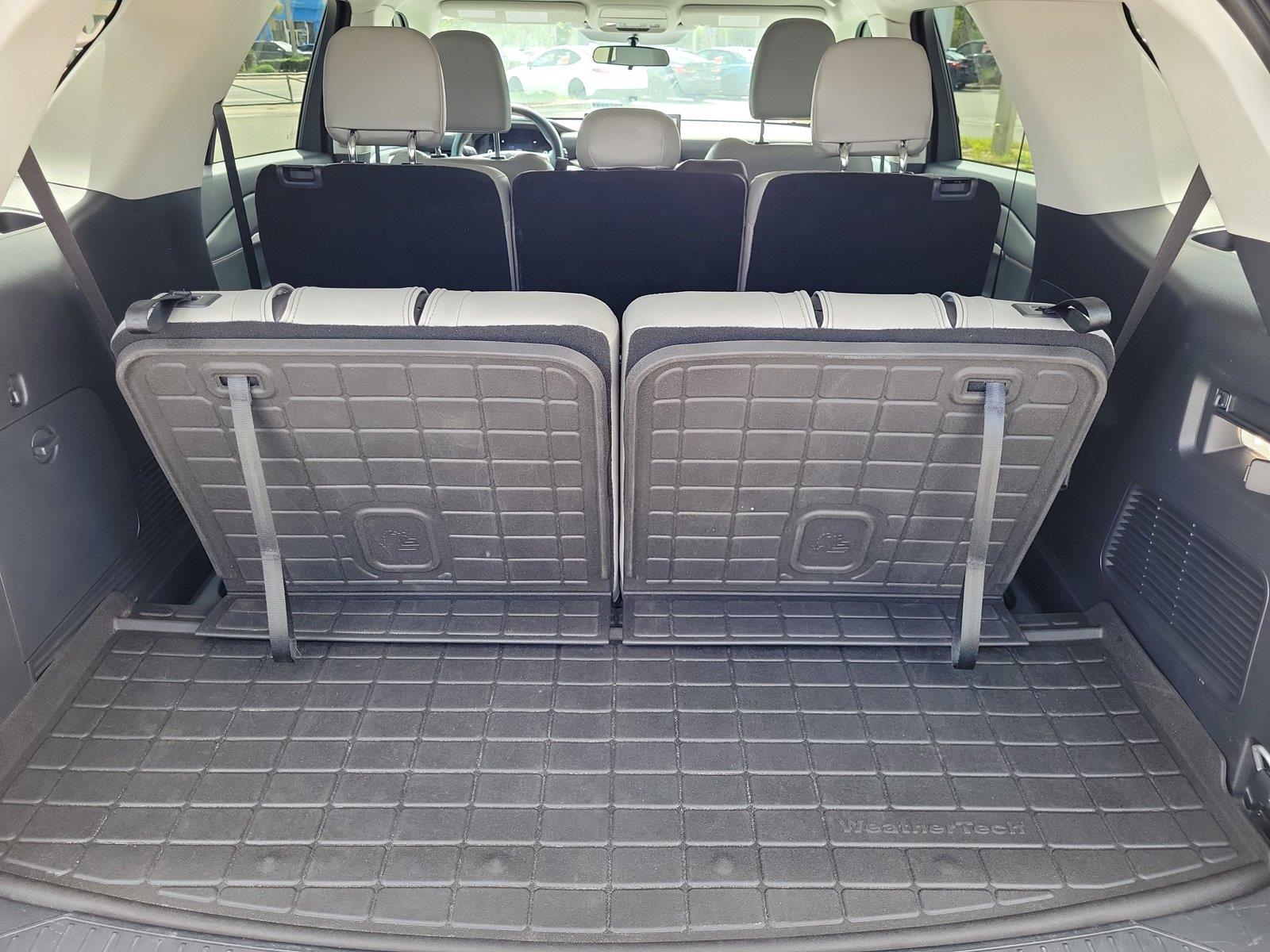 Used 2025 Ford Explorer SUV
