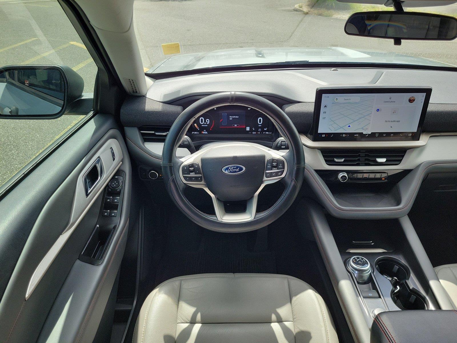 Used 2025 Ford Explorer SUV