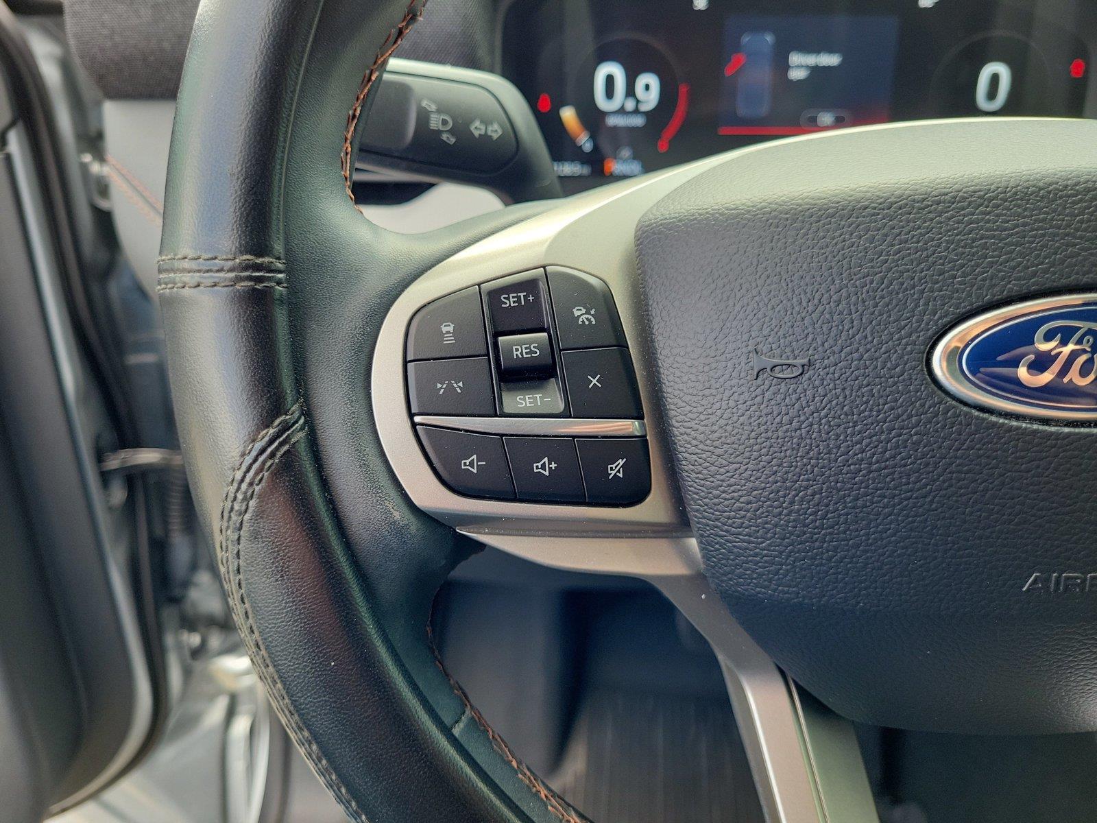 Used 2025 Ford Explorer SUV
