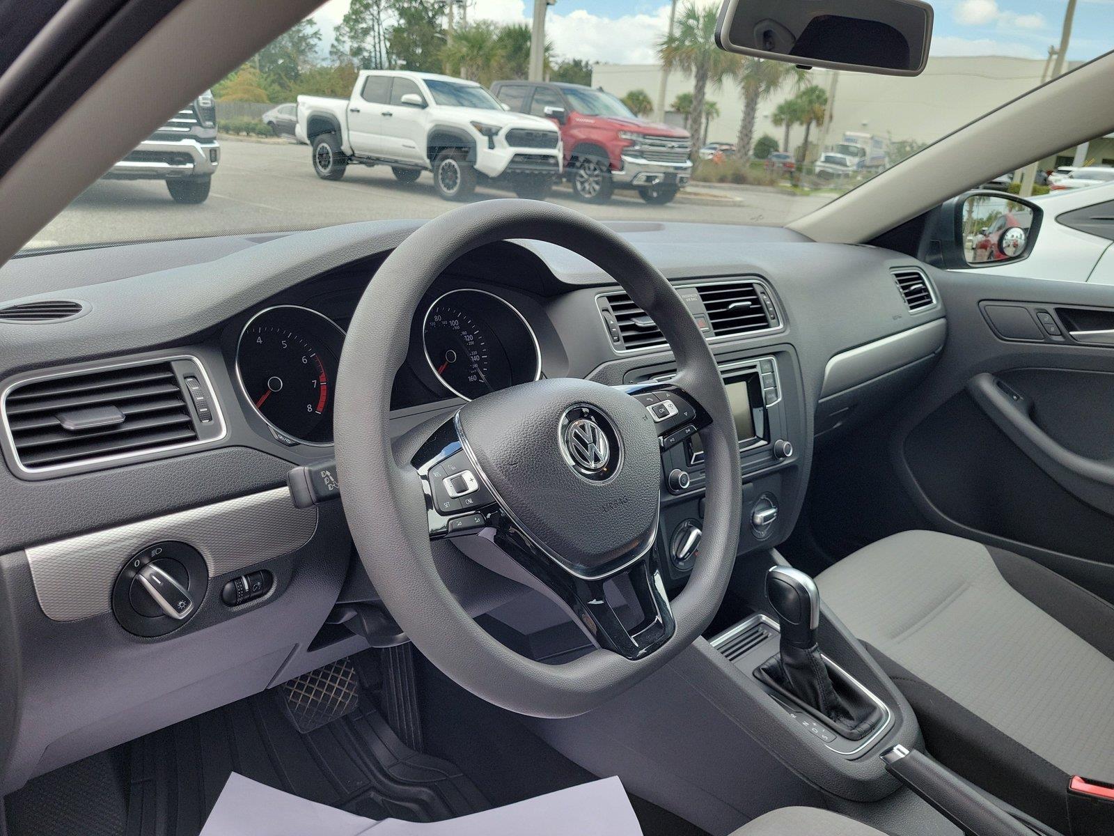 Used 2017 Volkswagen Jetta Sedan