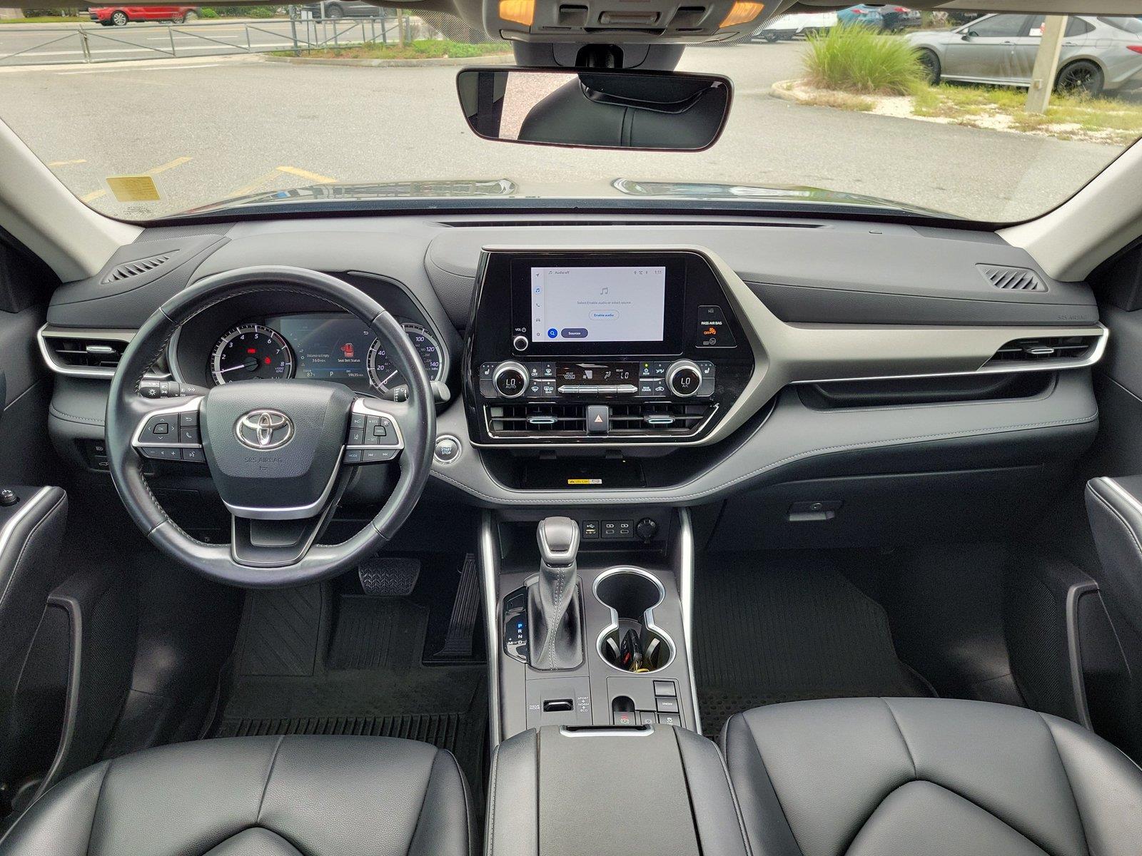 Used 2023 Toyota Highlander SUV
