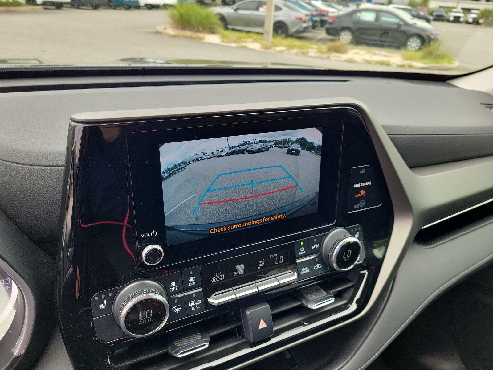 Used 2023 Toyota Highlander SUV