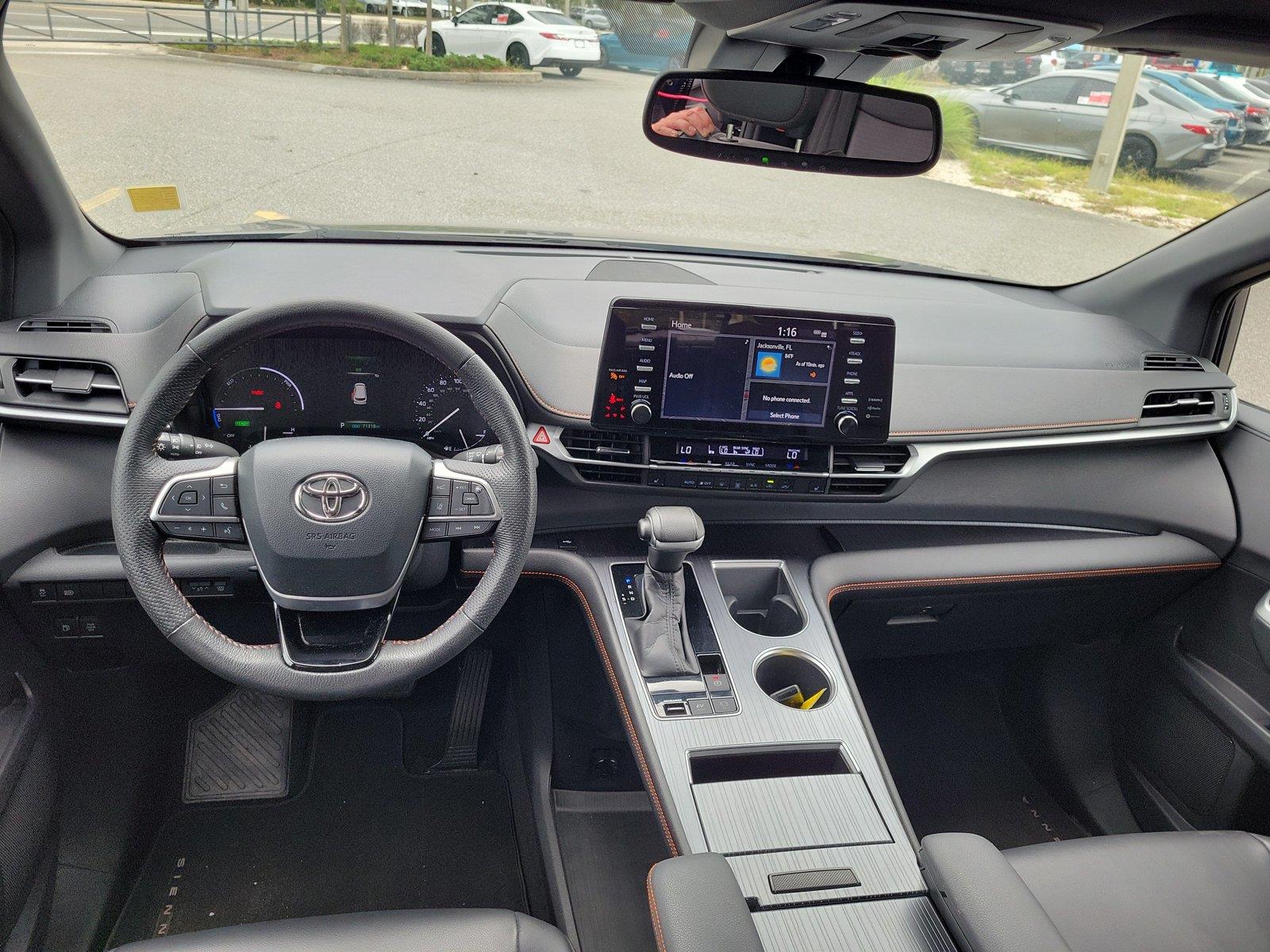 Used 2022 Toyota Sienna Van