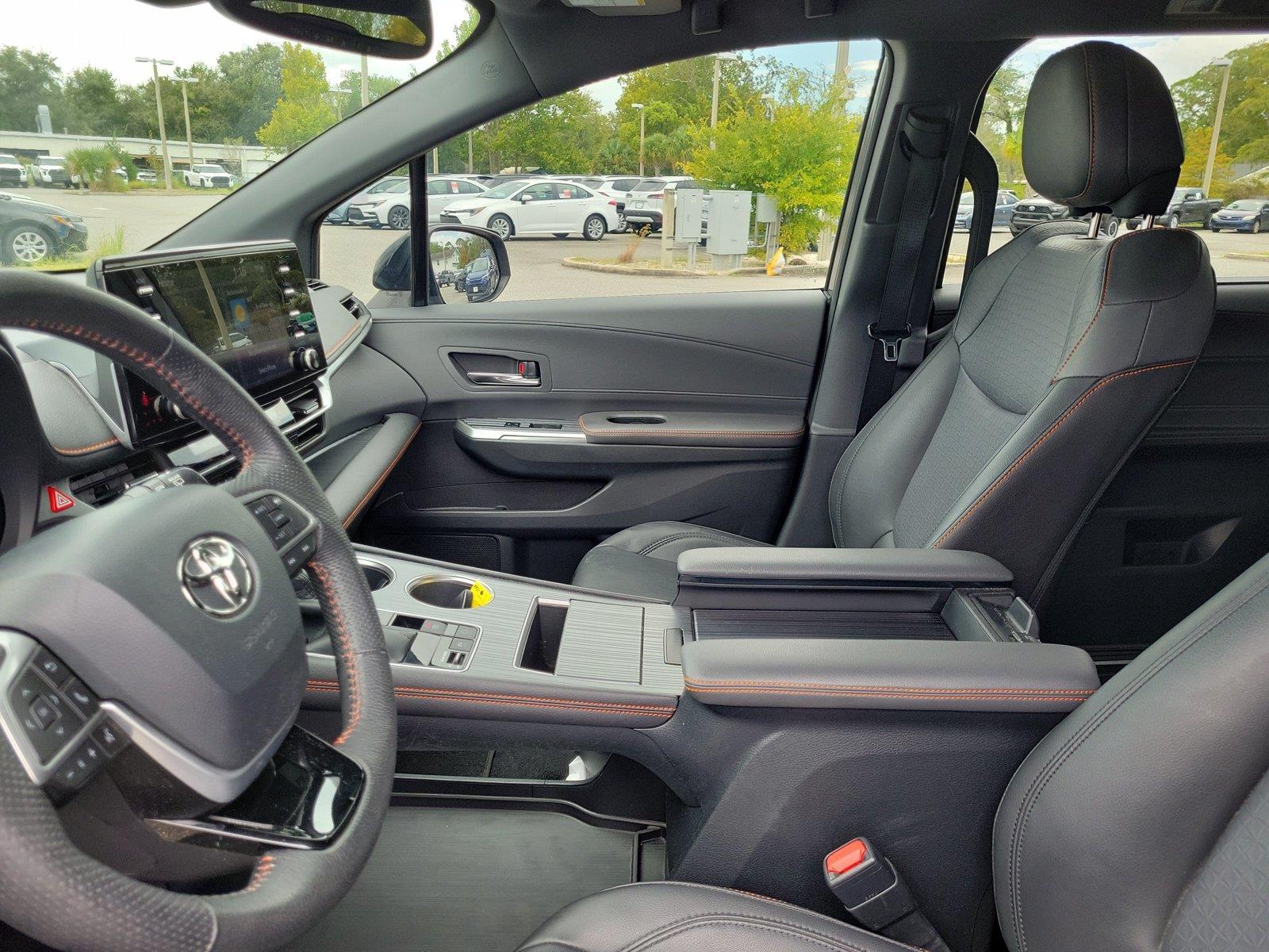 Used 2022 Toyota Sienna Van