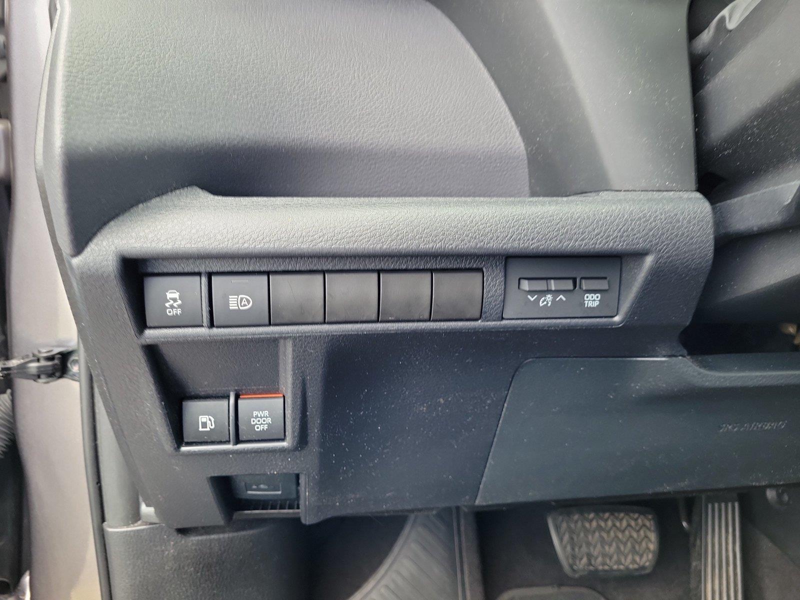 Used 2022 Toyota Sienna Van