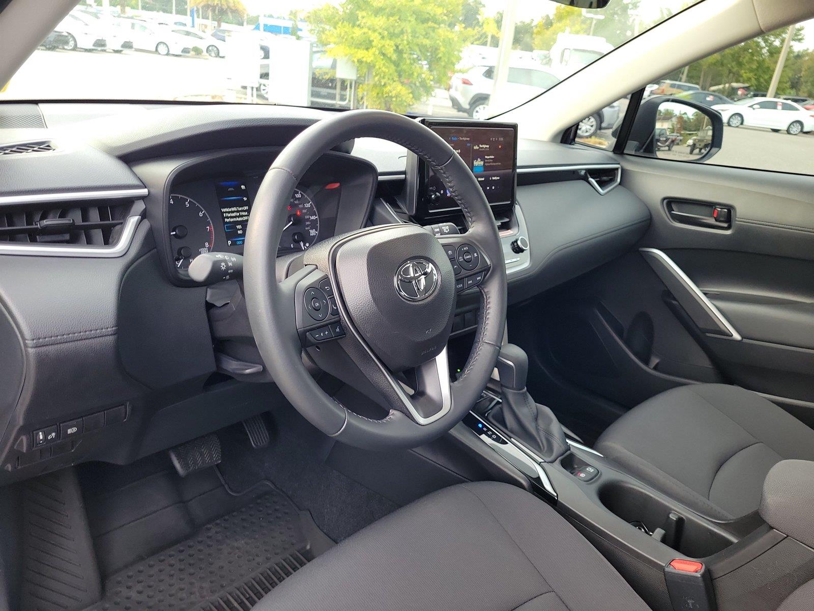 Used 2025 Toyota Corolla Cross SUV