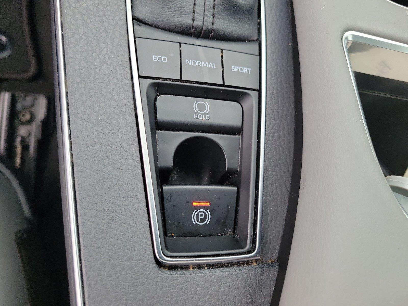 Used 2019 Toyota Avalon Sedan