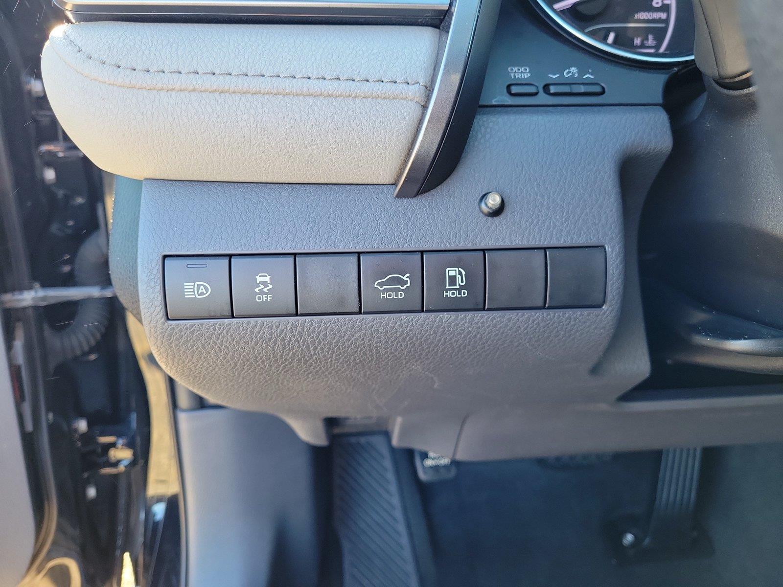 Used 2019 Toyota Camry Sedan